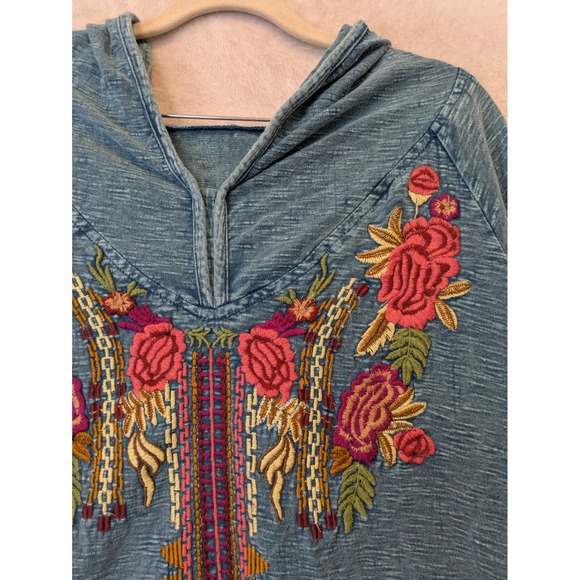 Driftwood Hoodie Women's L Blue Floral Embroidered High-Low Pullover V-Neck - Picture 6 of 9